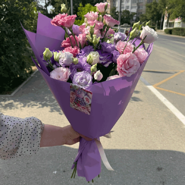 Букет 7 эустом в Москве