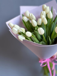 21 белый тюльпан